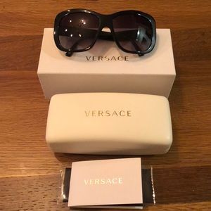 VERSACE Model: 4212 Sunglasses